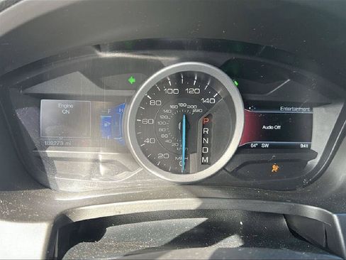 Used 2015 Ford Explorer XLT w/ Equipment Group 202A FWD image 8