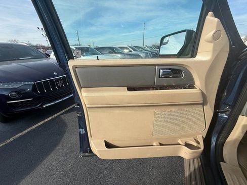 Used 2013 Ford Expedition XLT image 10