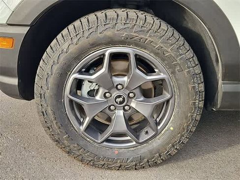 Used 2022 Ford Bronco Sport Badlands image 14