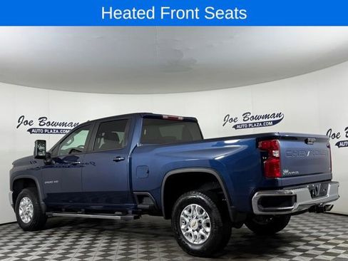 Used 2022 Chevrolet Silverado 2500 LT w/ Convenience Package image 6