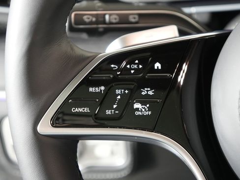 Used 2026 Mercedes-Benz Maybach GLS 600 4MATIC image 23