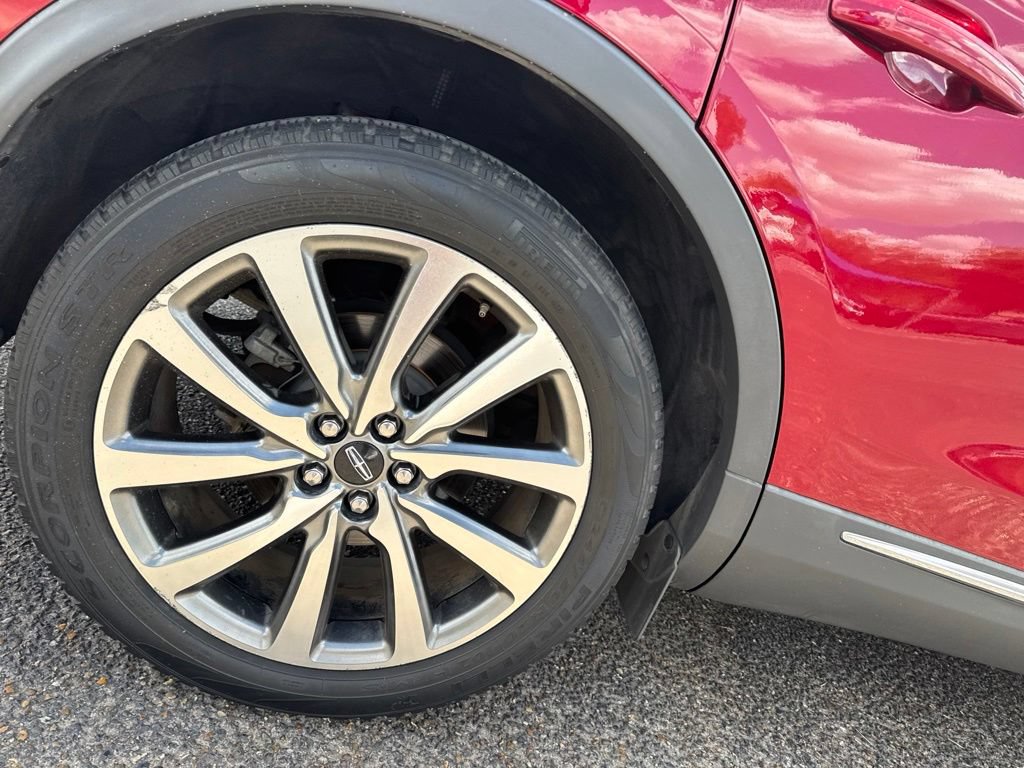 Used 2019 Lincoln Nautilus Select FWD image 9