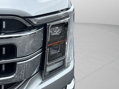 Used 2021 Ford F150 Lariat w/ Equipment Group 502A High AWD/4WD image 19