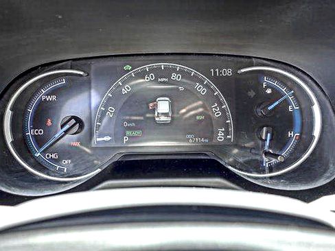 Used 2024 Toyota RAV4 SE AWD/4WD image 19