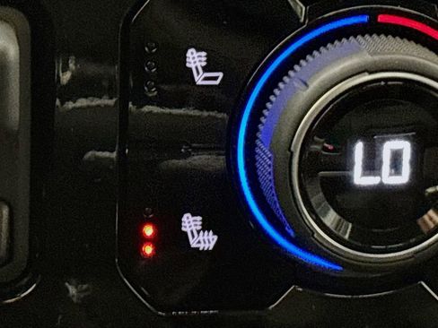 Certified 2025 Chevrolet Silverado 1500 LT Trail Boss w/ Convenience Package II image 23