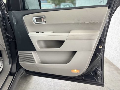 Used 2010 Honda Pilot EX-L image 23