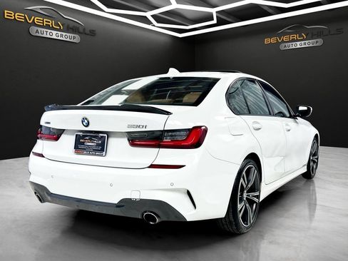 Used 2021 BMW 330i xDrive Sedan w/ M Sport Package AWD/4WD image 5