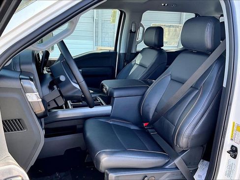 New 2026 Ford F250 Lariat w/ FX4 Off-Road Package image 9