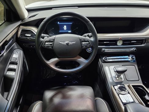 Used 2021 Genesis G90 3.3T Premium image 32