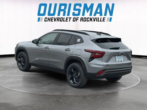 New 2026 Chevrolet Trax LT w/ Sunroof Package image 4