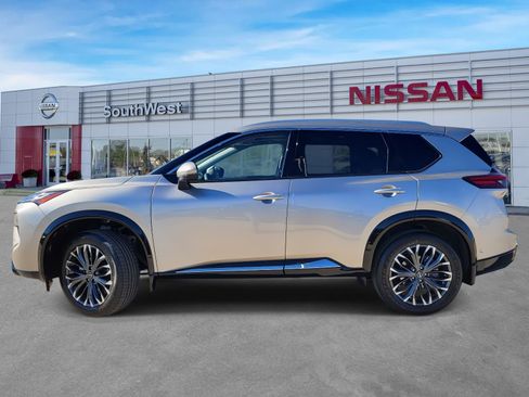 New 2026 Nissan Rogue Platinum image 9