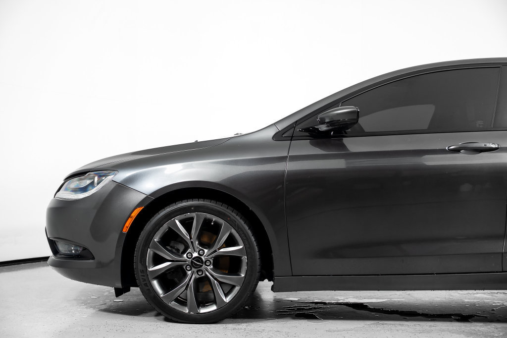 Used 2016 Chrysler 200 S w/ Navigation & Sound Group I FWD image 12