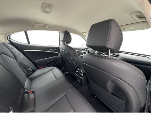 Used 2026 Genesis G70 2.5T RWD image 25