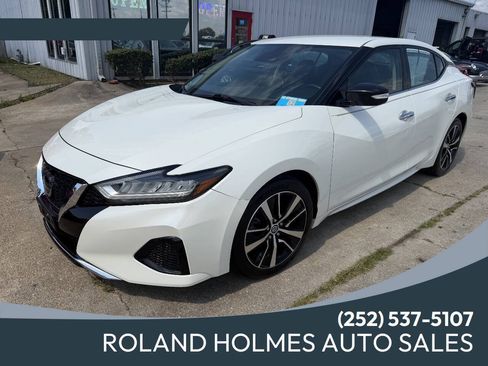 Used 2021 Nissan Maxima 3.5 SV w/ Floor Mat Group FWD image 1