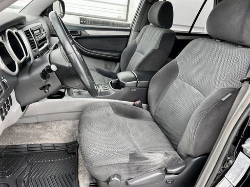 Used 2005 Toyota 4Runner Sport image 6