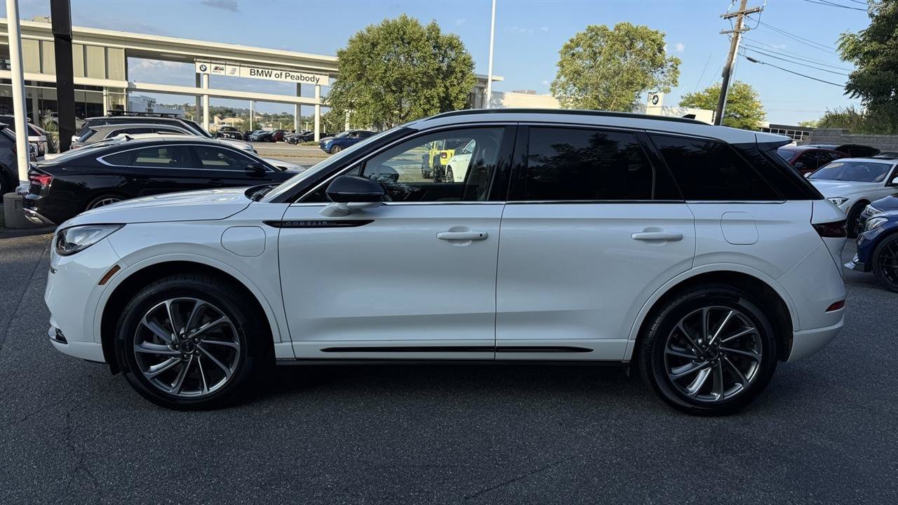 Used 2021 Lincoln Corsair Grand Touring AWD/4WD image 11