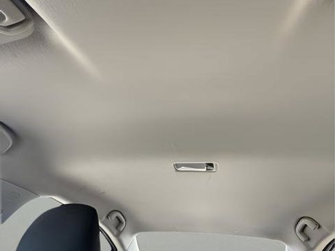 Used 2025 Nissan Versa S w/ Trunk Package image 11