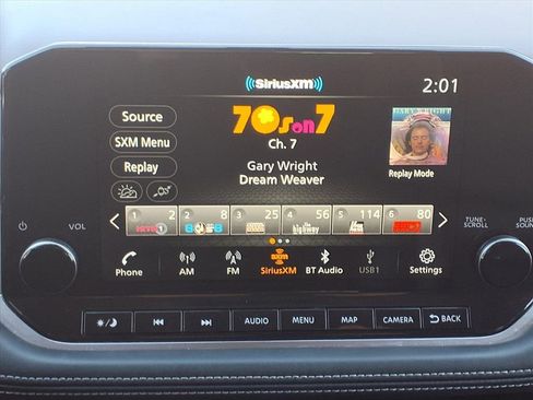 Used 2023 Nissan Rogue SL w/ SL Premium Package image 14