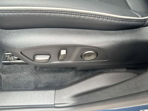 Used 2024 GMC Acadia Denali w/ Super Cruise Package image 14