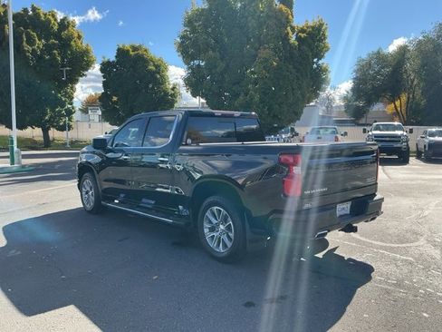 Used 2019 Chevrolet Silverado 1500 High Country w/ Technology Package image 8