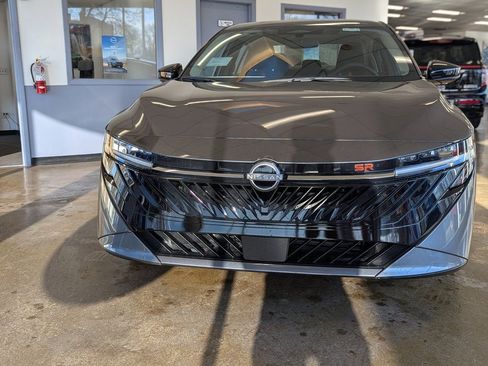 New 2026 Nissan Sentra SR w/ Floor Mat Package image 3