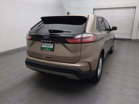 Used 2021 Ford Edge SEL w/ Convenience Package AWD/4WD image 7