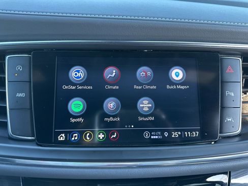 Used 2022 Buick Enclave Essence image 45