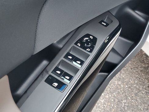 New 2026 BMW X3 xDrive30 w/ M Sport Package image 6