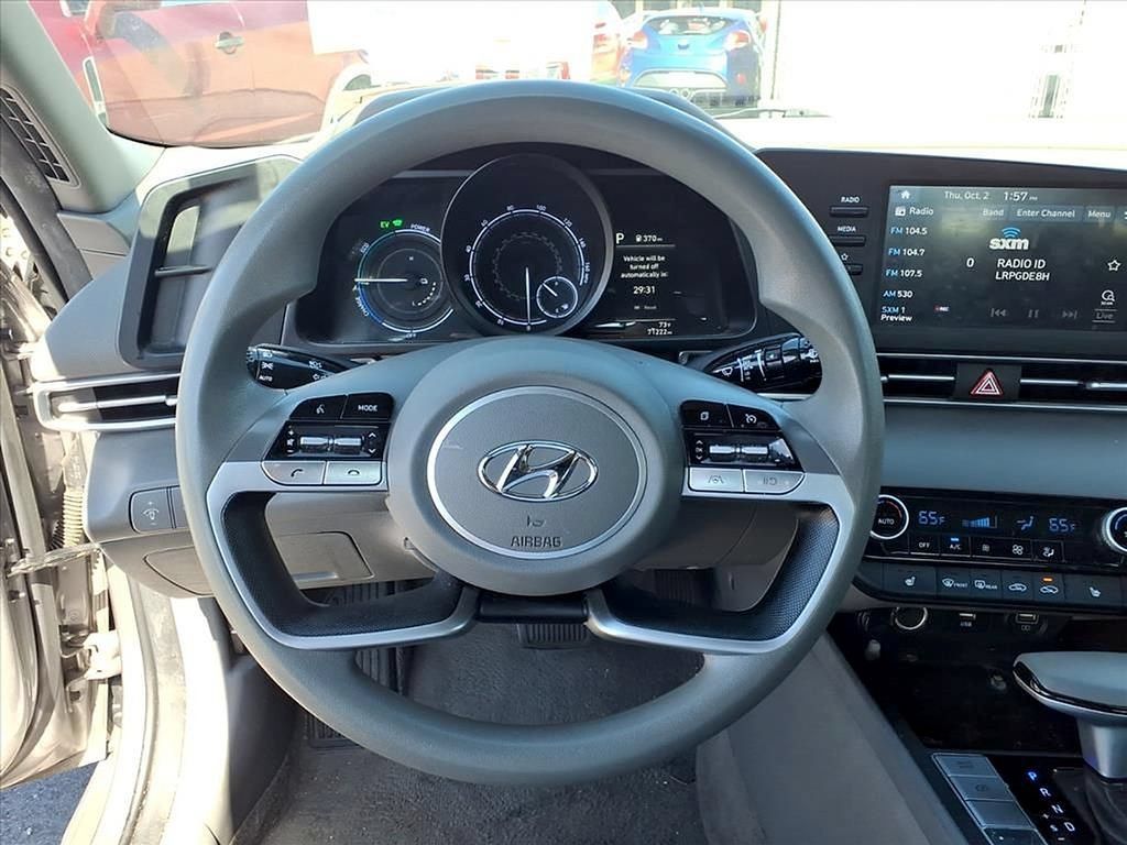 Used 2023 Hyundai Elantra Blue FWD image 18