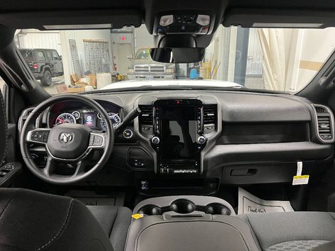 New 2026 RAM 2500 Tradesman AWD/4WD image 8