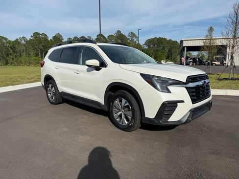 Used 2025 Subaru Ascent Premium AWD/4WD image 9