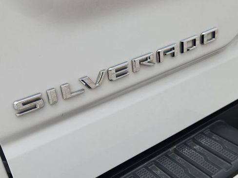 Used 2024 Chevrolet Silverado 1500 RST AWD/4WD image 32