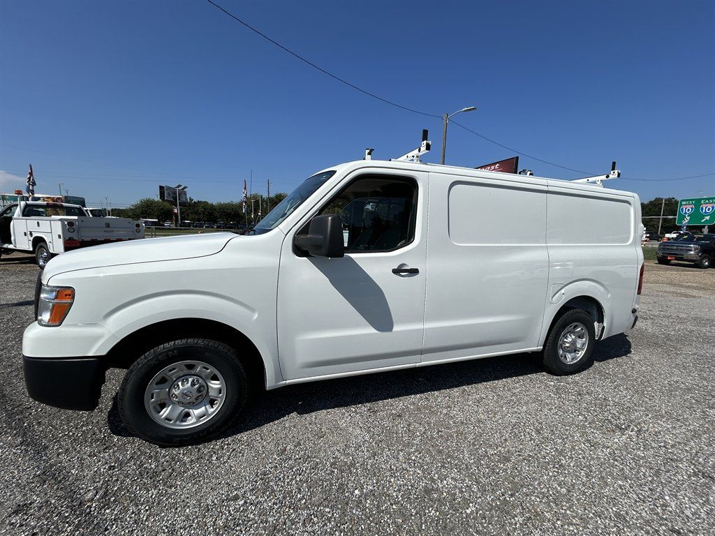 Used 2016 Nissan NV 2500 SV RWD image 18