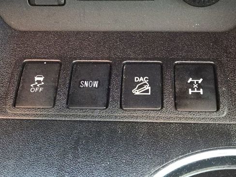 Used 2018 Toyota Highlander Limited image 8