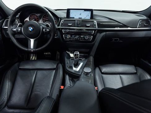 Used 2018 BMW 340i xDrive Sedan w/ Premium Package AWD/4WD image 22