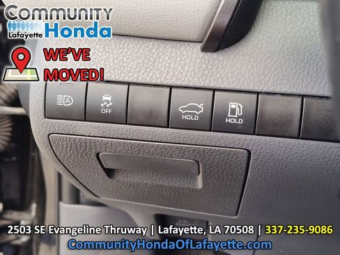 Used 2020 Toyota Camry XSE FWD image 21