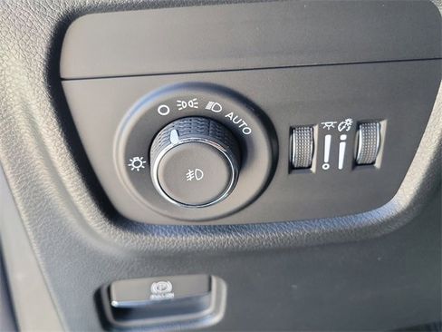 New 2025 Jeep Grand Cherokee L Limited w/ Luxury Tech Group II image 21