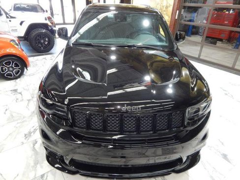 Used 2021 Jeep Grand Cherokee SRT w/ Trailer Tow Group IV image 4