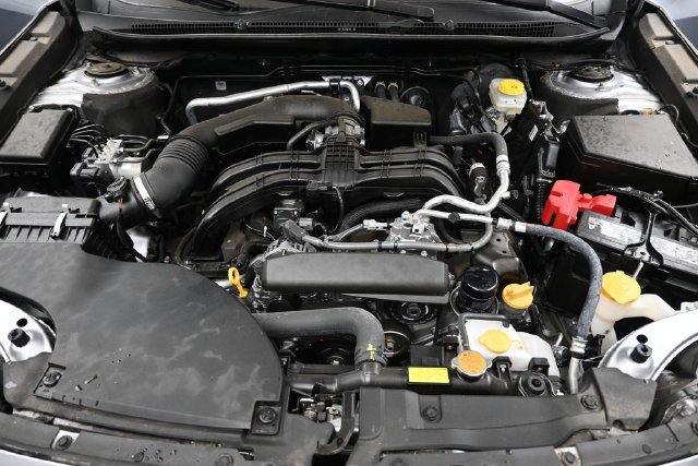 Used 2025 Subaru Outback Premium AWD/4WD image 9