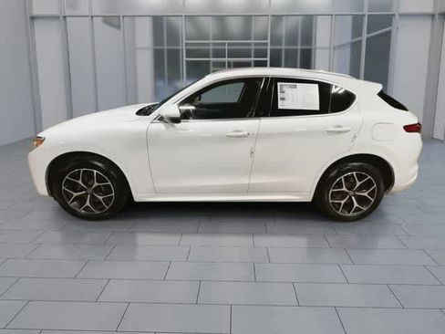 Used 2020 Alfa Romeo Stelvio Ti w/ Active Blind Spot Package AWD/4WD image 5