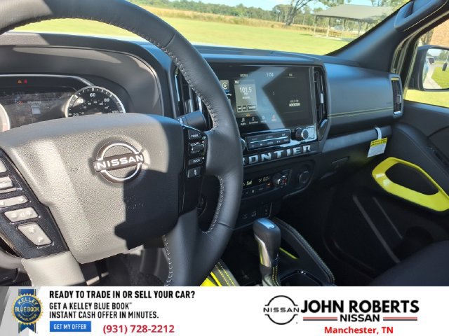 New 2027 Nissan Frontier SV w/ SV Convenience Package AWD/4WD image 4