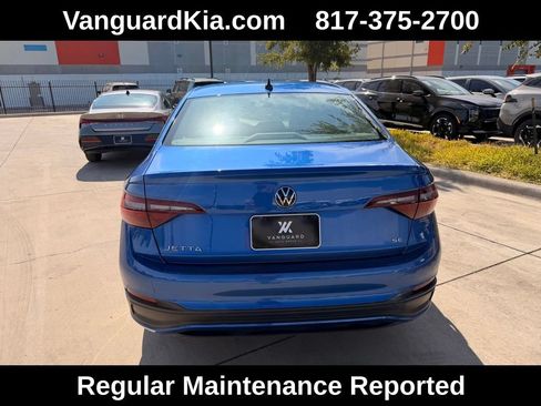 Used 2024 Volkswagen Jetta SE FWD image 3