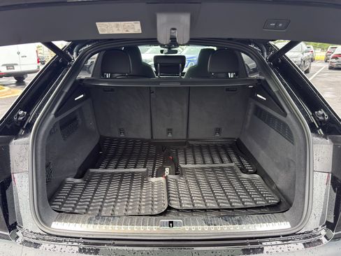 Used 2024 Audi SQ8 Premium Plus w/ Executive Package AWD/4WD image 11