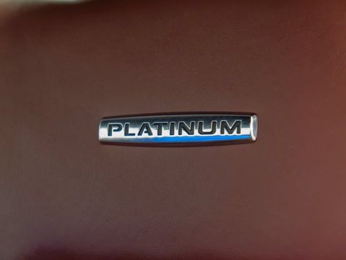 Used 2022 Ford F350 Platinum w/ FX4 Off-Road Package AWD/4WD image 33