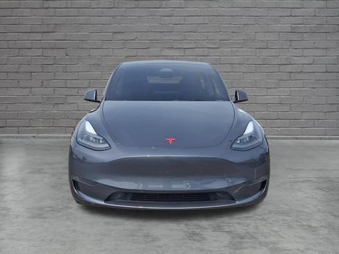 Used 2023 Tesla Model Y Long Range AWD/4WD image 3