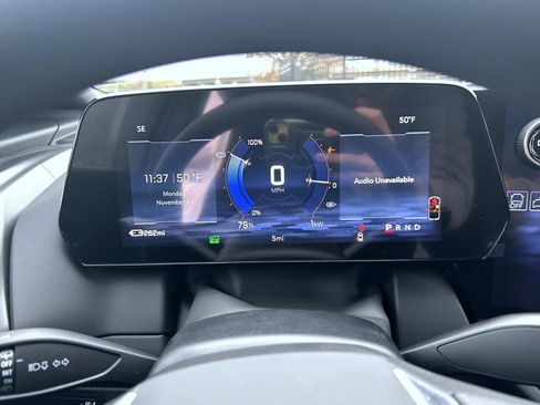 New 2026 Chevrolet Equinox EV LT image 14