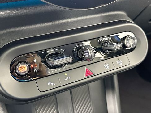 Certified 2025 MINI Cooper S image 15