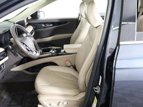 Used 2022 Lincoln Nautilus Reserve image 36