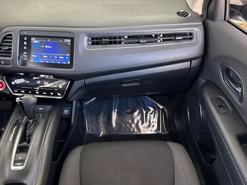 Used 2022 Honda HR-V EX image 29
