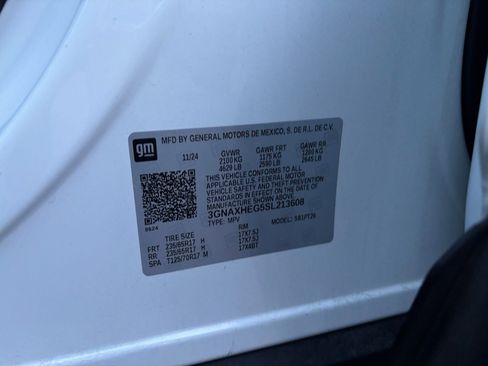 Used 2025 Chevrolet Equinox LT image 28